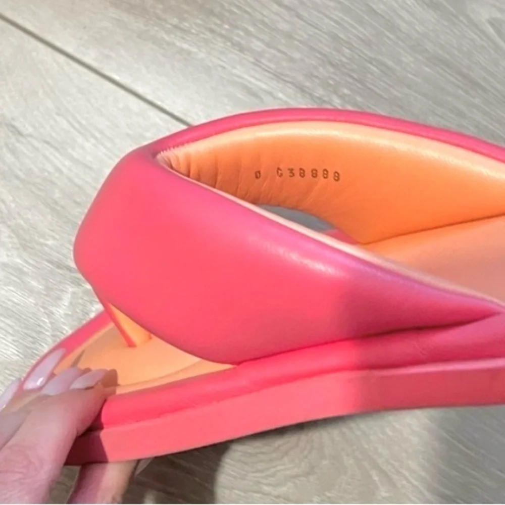 Chanel 22P Lambskin Pink Padded Pool Thong Flip-Flops Pillow Sandals Slides Shoe
